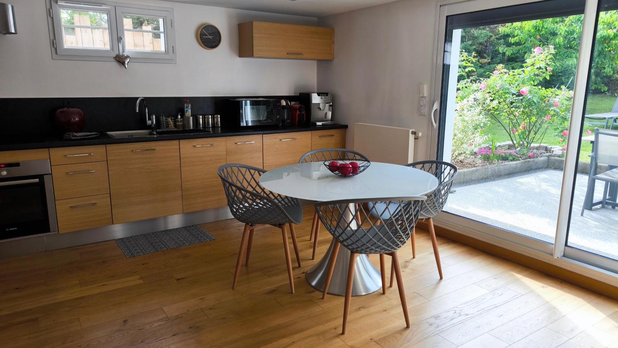 Tres Bel Appartement Avec Vue Sur Les Montagnes Saint Ismier Dış mekan fotoğraf
